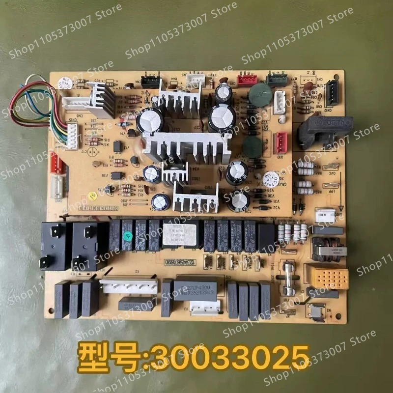 Suitable for Gree air conditioner circuit board 30139196 mainboard M301F3M control board circuit board 30033025 30138218
Suitable for Gree air conditioner circuit board 30139196 mainboard M301F3M control board circuit board 30033025 30138218