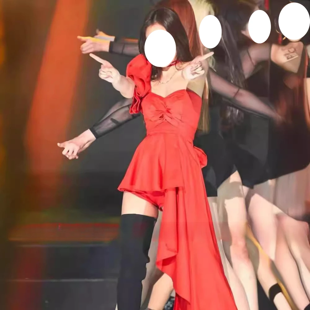 Танцевальное платье Kpop Girl Group Jazz, сексуальное черное блестящее платье на бретельках, одежда для музыкального фестиваля, одежда для вечеринки, белая блузка, Одежда для танцев, сценический наряд
Танцевальное платье Kpop Girl Group Jazz, сексуальное черное блестящее платье на бретельках, одежда для музыкального фестиваля, одежда для вечеринки, белая блузка, Одежда для танцев, сценический наряд