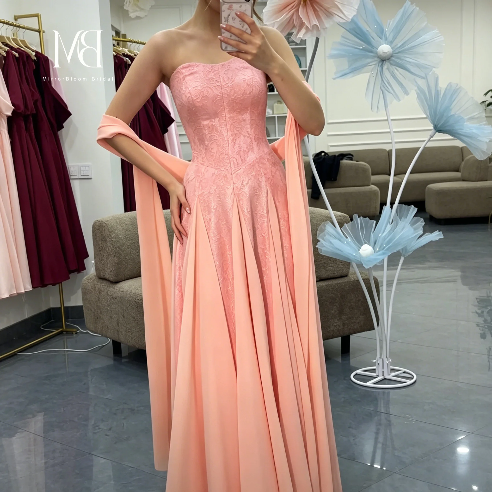 Luxurious Elegant Pink Strapless Embroidered Fishtail Evening Gown Floor Length Dress with Train for Formal Occasions
Luxurious Elegant Pink Strapless Embroidered Fishtail Evening Gown Floor Length Dress with Train for Formal Occasions