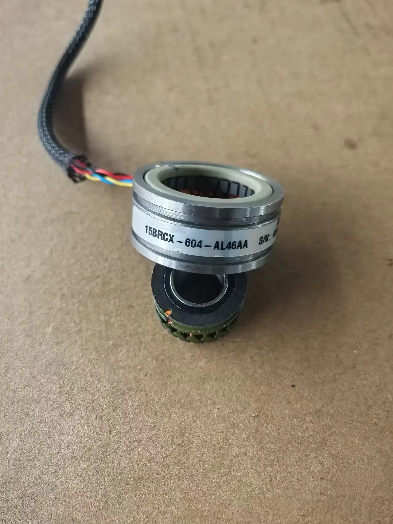 Used in stock, encoders 15BRCX-604-AL46AA
Used in stock, encoders 15BRCX-604-AL46AA