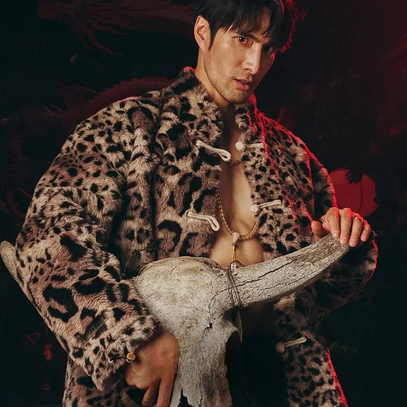 Мужские куртки из восточного леопардового искусственного кроличьего меха, мужские пальто в уличном стиле Тан, уличные женские зимние парки
Мужские куртки из восточного леопардового искусственного кроличьего меха, мужские пальто в уличном стиле Тан, уличные женские зимние парки