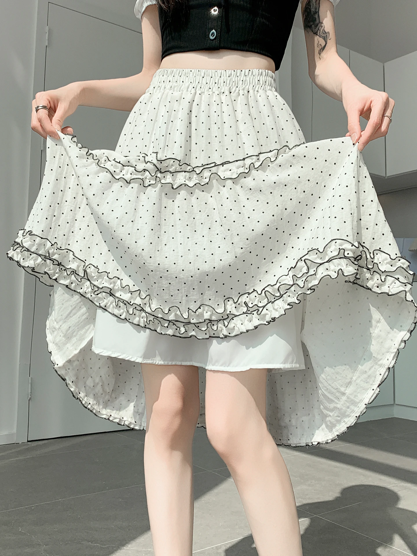 Summer Polka Dot Umbrella Skirt Women's Knee-Length A-Line Gourmet Cake Skirt Korean Style High Waist Elastic Waist
Summer Polka Dot Umbrella Skirt Women's Knee-Length A-Line Gourmet Cake Skirt Korean Style High Waist Elastic Waist