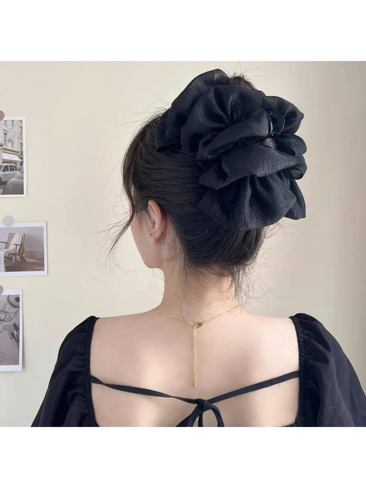 Elegant Black Flower Hair Claw Clip For Women Daily Styling Accessories
Elegant Black Flower Hair Claw Clip For Women Daily Styling Accessories