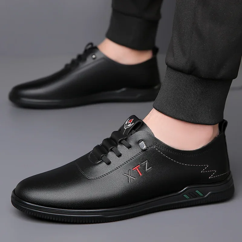 New Men Leather Casual Shoes Fashion Lightweight Slip-On Loafers Pointed Toe Flat Skate Shoes
New Men Leather Casual Shoes Fashion Lightweight Slip-On Loafers Pointed Toe Flat Skate Shoes
