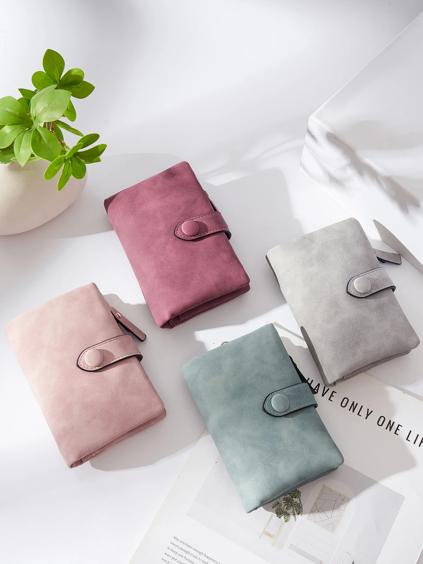 Women Matte PU Leather Trifold Wallet, Multi Card Holder with Side Zipper Pocket & Press Button Closure, Casual Daily Cash Purse
Women Matte PU Leather Trifold Wallet, Multi Card Holder with Side Zipper Pocket & Press Button Closure, Casual Daily Cash Purse