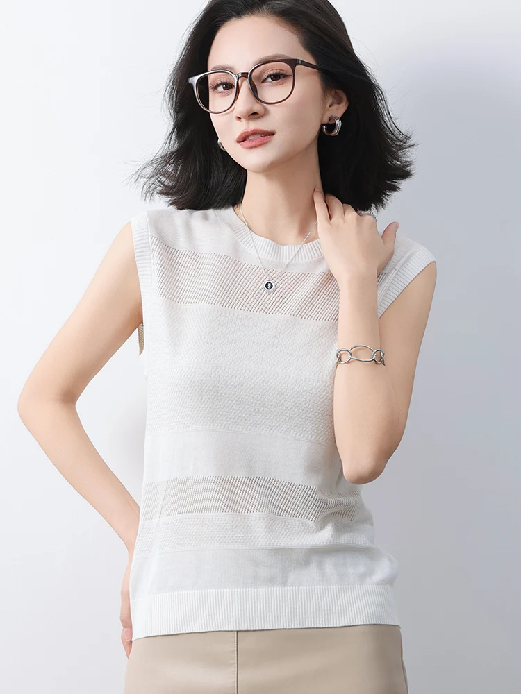 Women's Fashion Sleeveless Vest O-Neck Pullover Summer Silk Top Hollow Out Simple Elegant And Smooth Cool Comfort Tank
Women's Fashion Sleeveless Vest O-Neck Pullover Summer Silk Top Hollow Out Simple Elegant And Smooth Cool Comfort Tank