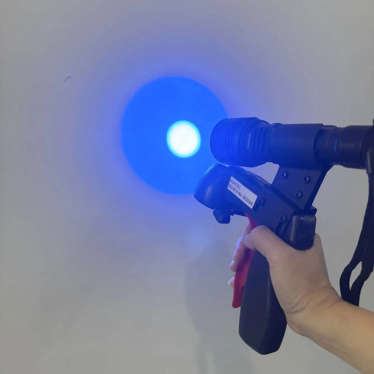 Handheld UV Lamp Effective Illumination Spot Diameter 15cm
Handheld UV Lamp Effective Illumination Spot Diameter 15cm