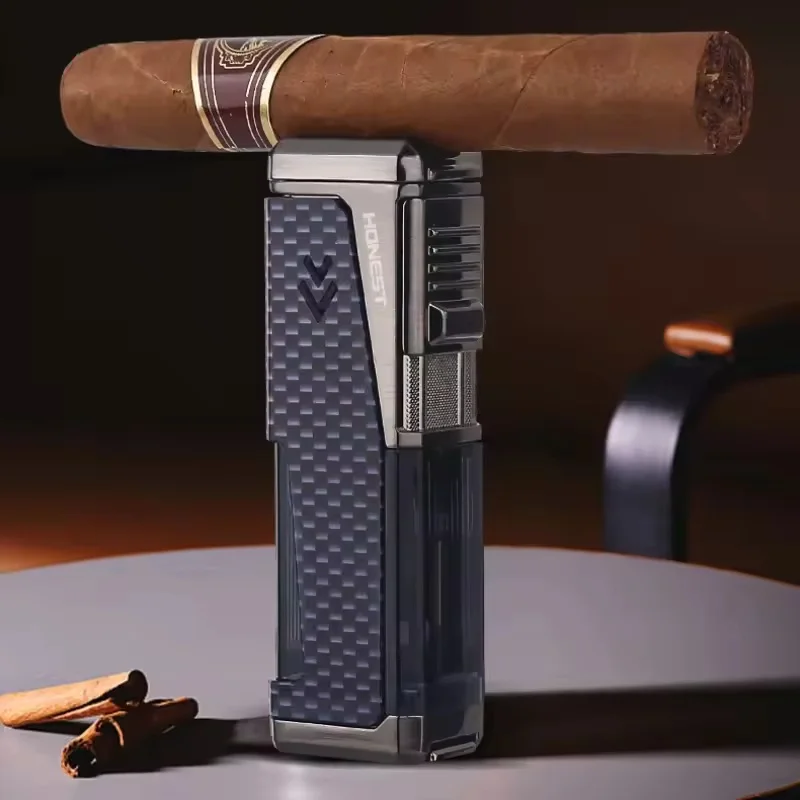 Портативная металлическая зажигалка HONEST с четырьмя струями пламени, на бутане, с прозрачным окном для газа, креативный дизайн, для сигар, с ножом для сигар
Портативная металлическая зажигалка HONEST с четырьмя струями пламени, на бутане, с прозрачным окном для газа, креативный дизайн, для сигар, с ножом для сигар