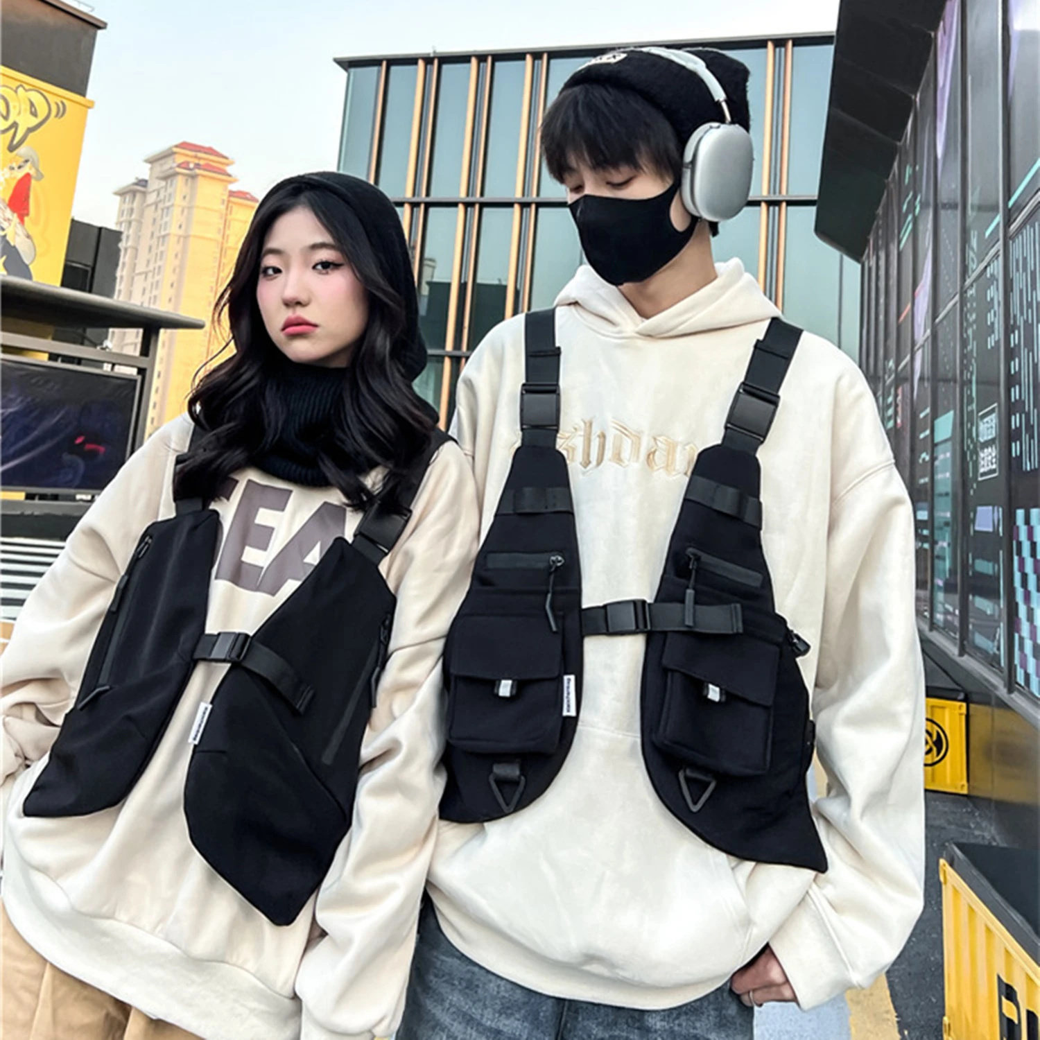 Punk Hip Hop Multi-purpose Waterproof Backpack Tactical Casual Sports Motorcycle Chest Bag Vest Function Tooling Vest Backpack
Punk Hip Hop Multi-purpose Waterproof Backpack Tactical Casual Sports Motorcycle Chest Bag Vest Function Tooling Vest Backpack