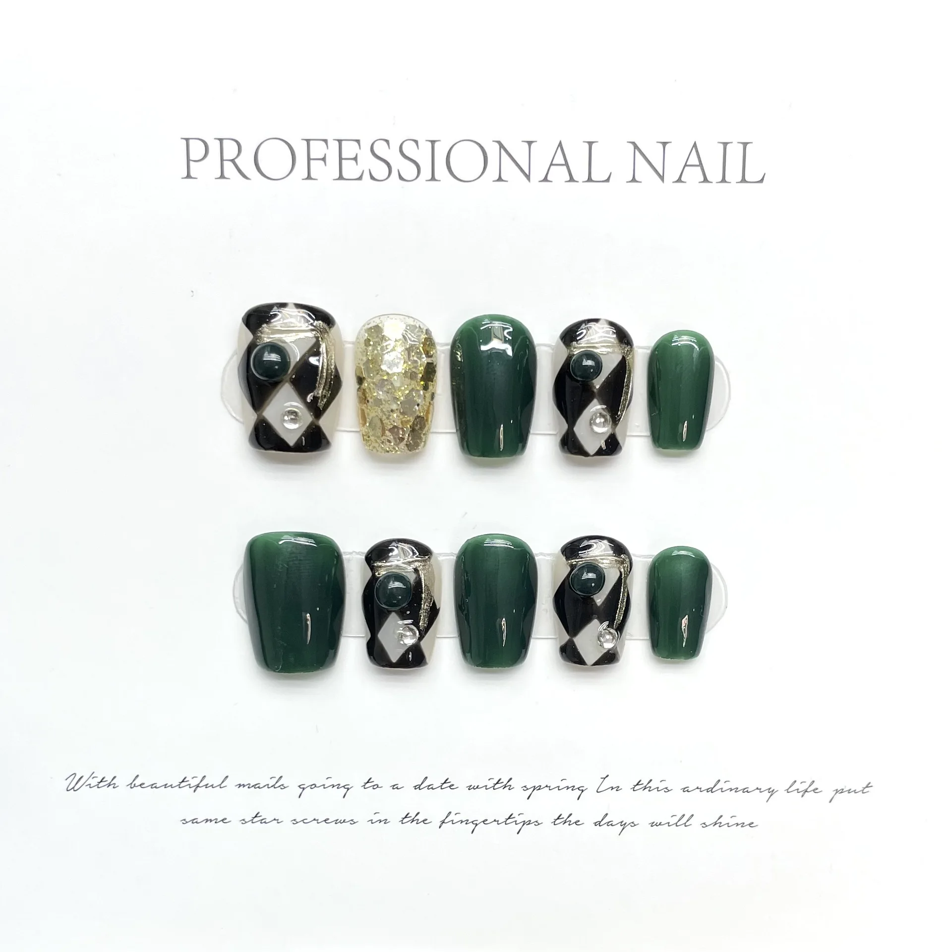 10pcs Emerald Handmade Nails Diamond 3D Pearl Press on Nail Short Square Full Coverage Nail Tips for Women&Girl False Nail
10pcs Emerald Handmade Nails Diamond 3D Pearl Press on Nail Short Square Full Coverage Nail Tips for Women&Girl False Nail