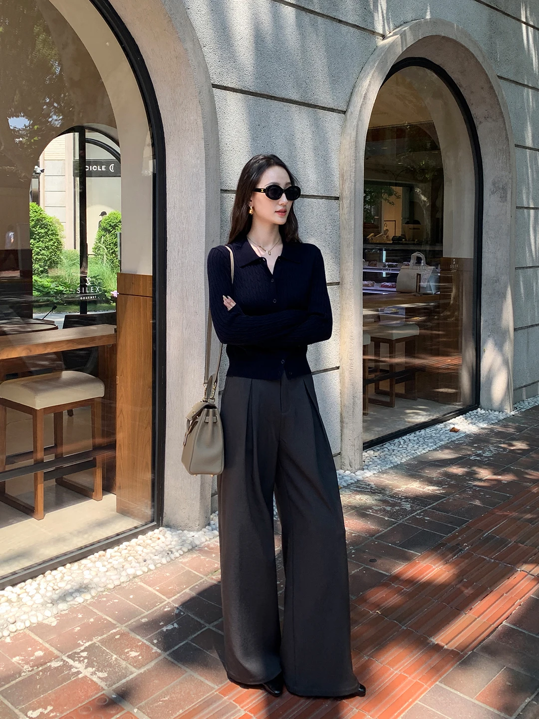 Ele Loose Wide Leg Pants for Women in Coffee Color Office Commute Suit Pants by Maven Lin Casual Pants Polyester Fiber
Ele Loose Wide Leg Pants for Women in Coffee Color Office Commute Suit Pants by Maven Lin Casual Pants Polyester Fiber