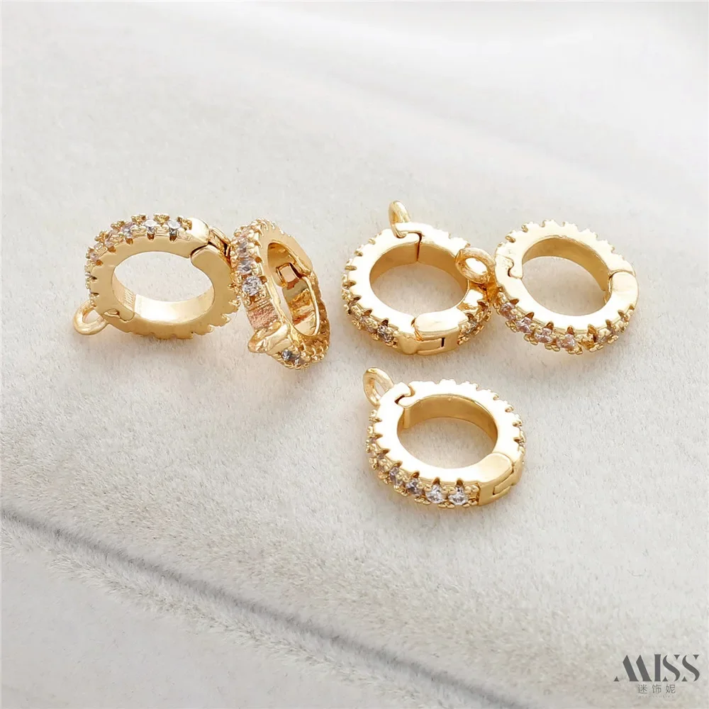 14K Gold Inlaid Zirconium Single Hanging Universal Buckle Pearl Buckle Pendant Buckle DIY Bracelet Necklace Pendant Accessories
14K Gold Inlaid Zirconium Single Hanging Universal Buckle Pearl Buckle Pendant Buckle DIY Bracelet Necklace Pendant Accessories