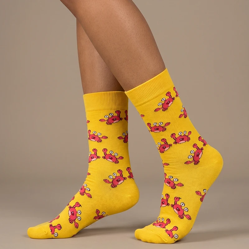 1 Pair, Unisex, Bright Yellow Base with Big Red Cartoon Crab Pattern, Pure Yellow Ribbed Cuff, Polyester, Breathable, Fun, Mid-Calf Socks, Suitable for Everyday Wear
1 Pair, Unisex, Bright Yellow Base with Big Red Cartoon Crab Pattern, Pure Yellow Ribbed Cuff, Polyester, Breathable, Fun, Mid-Calf Socks, Suitable for Everyday Wear