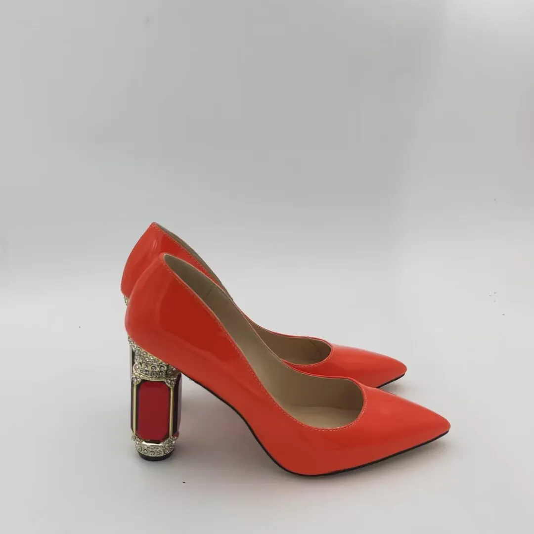 SHOFOO shoes Fashion women's high heels. About 10.5 cm heel height. Pointed toe pumps Crystal heel. Four Seasons Shoes size34-45
SHOFOO shoes Fashion women's high heels. About 10.5 cm heel height. Pointed toe pumps Crystal heel. Four Seasons Shoes size34-45