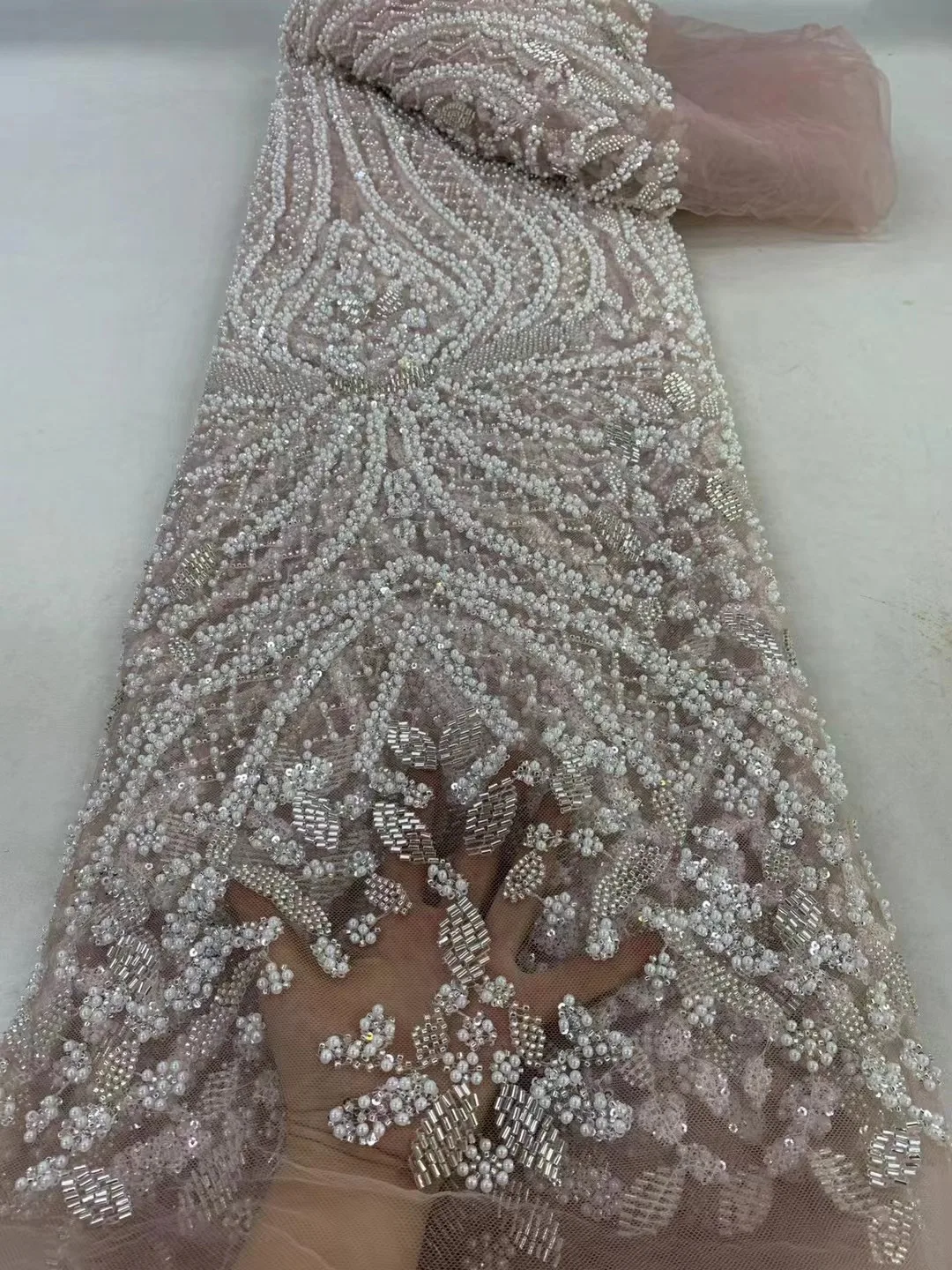 Latest Nigerian Handmade Beaded Lace Fabric 2024 High Quality Sequins Beaded Embroidery African Lace Fabric For Sewing
Latest Nigerian Handmade Beaded Lace Fabric 2024 High Quality Sequins Beaded Embroidery African Lace Fabric For Sewing