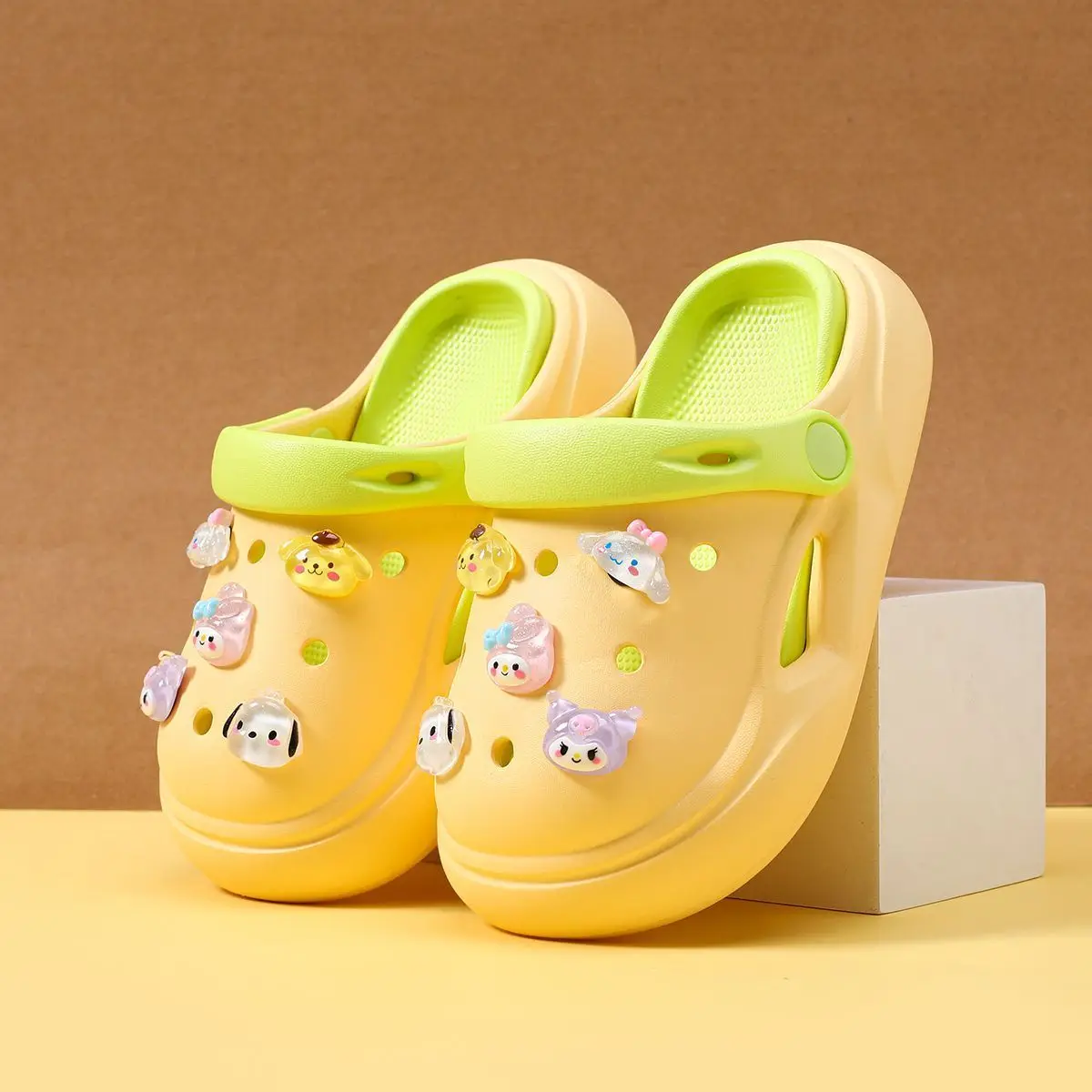 Fashion Children Sanrio Slip-On Clogs Adorable Decor Design Breathable Eva Footwear for Summer Beach and Outdoor Activities
Fashion Children Sanrio Slip-On Clogs Adorable Decor Design Breathable Eva Footwear for Summer Beach and Outdoor Activities