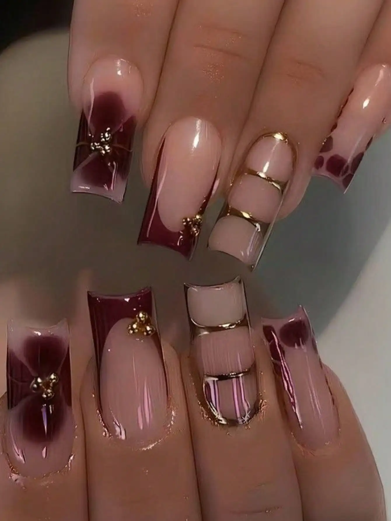 24pcs Short Square 3D Gel Nail Stickers, Can Create Leopard Print, Floral, French Manicure And More Styles, Perfectly Fit Fingertips. Set Includes: 1pc Jelly Gel And 1pc Nail File
24pcs Short Square 3D Gel Nail Stickers, Can Create Leopard Print, Floral, French Manicure And More Styles, Perfectly Fit Fingertips. Set Includes: 1pc Jelly Gel And 1pc Nail File