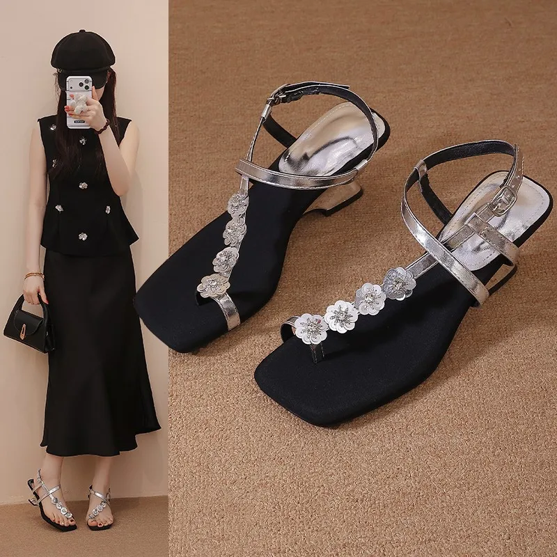 Designer Luxury Summer Open Toe Women Sandals Elegant Sequin Flower Pumps Ladies Outdoor Wedges Heel Gladiator Sandalias
Designer Luxury Summer Open Toe Women Sandals Elegant Sequin Flower Pumps Ladies Outdoor Wedges Heel Gladiator Sandalias