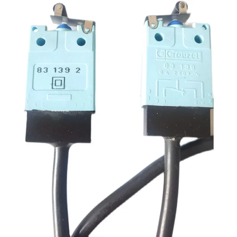 1PCS/LOTS 100% original Crouzet 831392 explosion-proof microswitch short roller type 3-wire 6A250VAC
1PCS/LOTS 100% original Crouzet 831392 explosion-proof microswitch short roller type 3-wire 6A250VAC