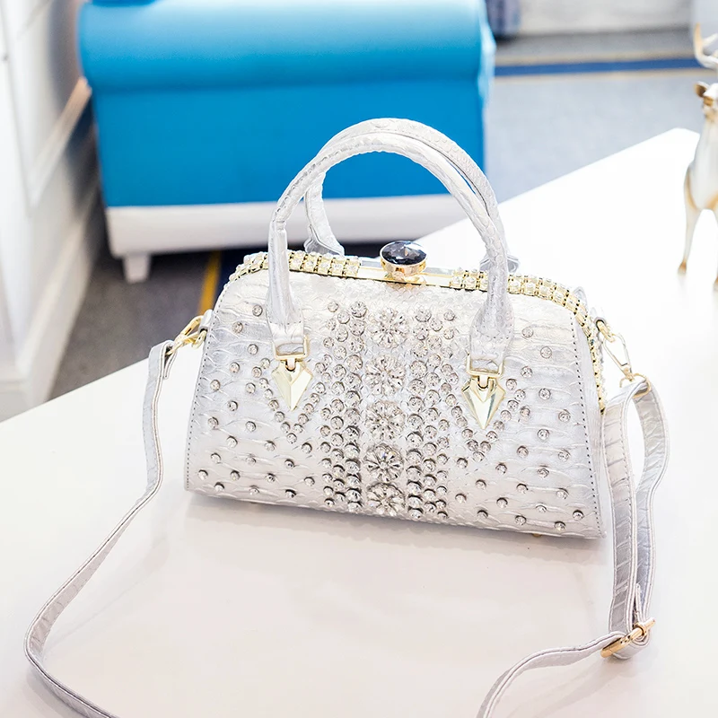 Rhinestone Women's Bag 2025 Fashion Diamond Handbags for Women Bolso Mujer Designer Luxury Shoulder Messenger Bag
Rhinestone Women's Bag 2025 Fashion Diamond Handbags for Women Bolso Mujer Designer Luxury Shoulder Messenger Bag