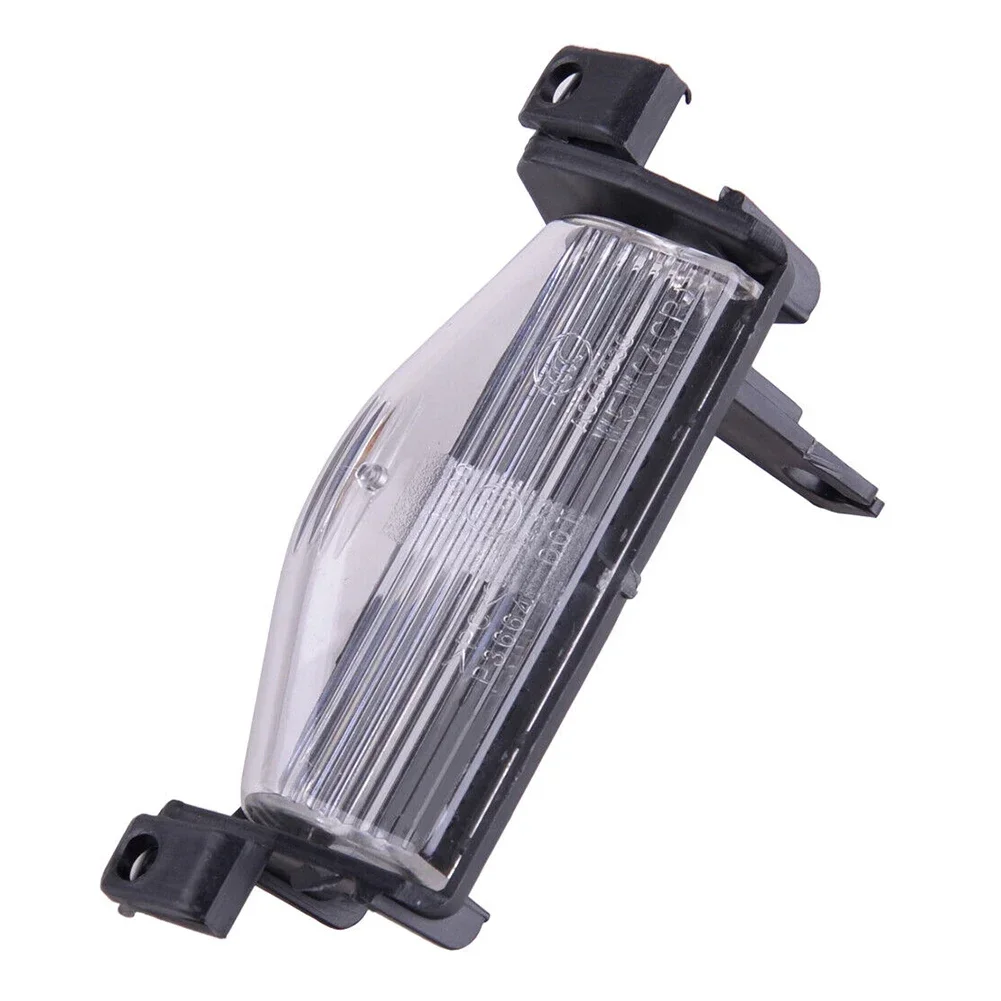 Brand New License Plate Lamp Light Shell BS1E-51-274F Car For Mazda 2 2011-2013 For Mazda 3 2009-2013 Replacement
Brand New License Plate Lamp Light Shell BS1E-51-274F Car For Mazda 2 2011-2013 For Mazda 3 2009-2013 Replacement