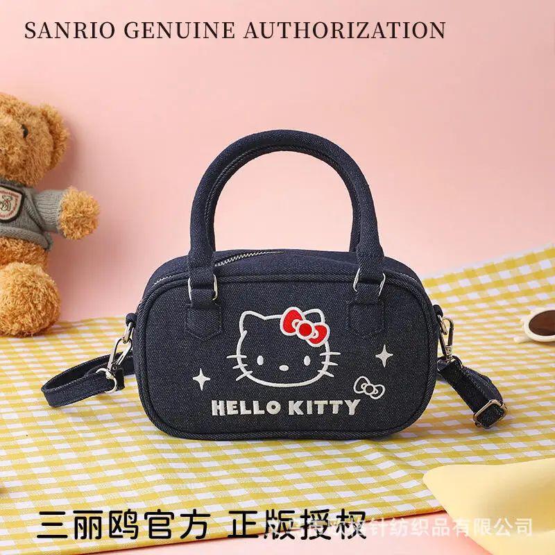 Kawaii Hellokitty Denim Boston Bag Single Shoulder Handbag Portable Casual Travel Daily Fashion Outdoor Carry Storage Tote
Kawaii Hellokitty Denim Boston Bag Single Shoulder Handbag Portable Casual Travel Daily Fashion Outdoor Carry Storage Tote