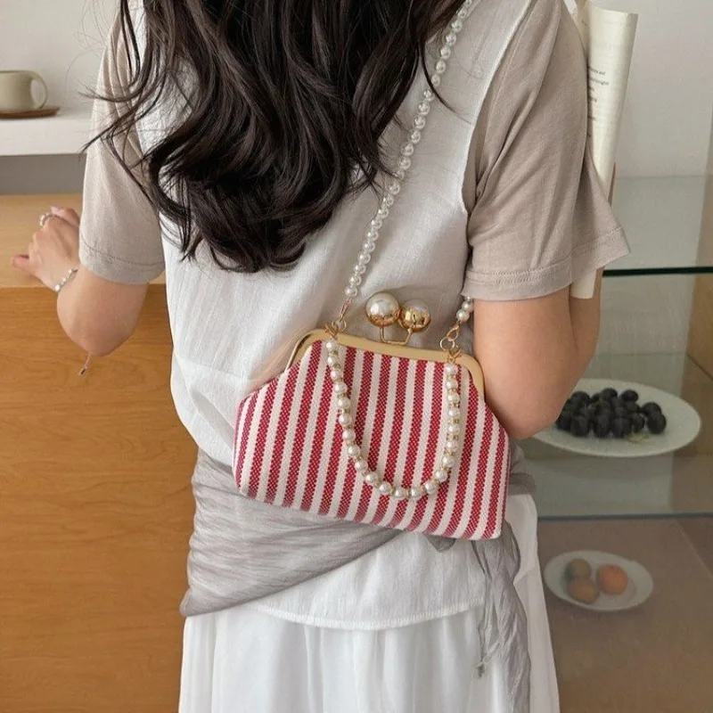 Elegant Crossbody Handbag Ladies High End Leather Classic Designer Paris Trendy Casual Daily Shopping Bag
Elegant Crossbody Handbag Ladies High End Leather Classic Designer Paris Trendy Casual Daily Shopping Bag