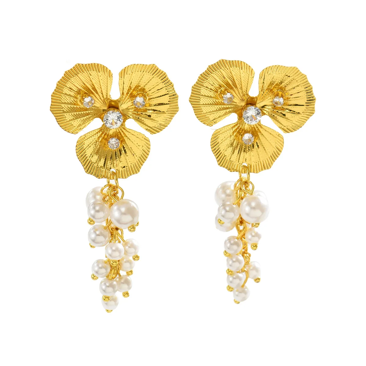 Elegant Gold - Tone Floral Drop Earrings with Pearl Tassels, Zinc Alloy Material
Elegant Gold - Tone Floral Drop Earrings with Pearl Tassels, Zinc Alloy Material