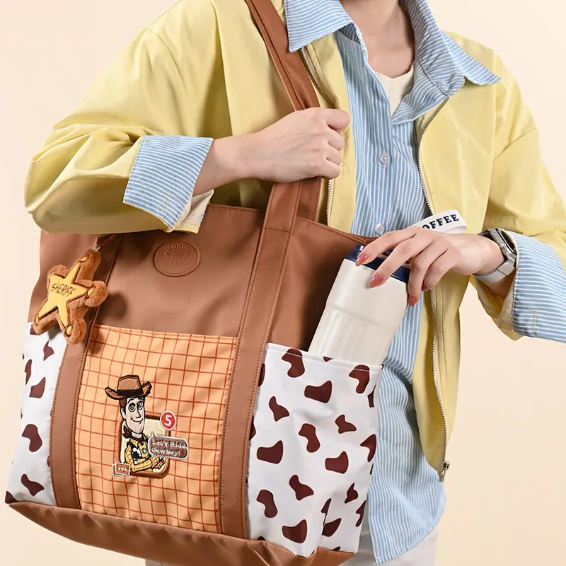Сумка-кроссбоди For Fans Potdemiel Toy Story Woody, маленькая джинсовая квадратная сумка с верхней ручкой, на плечо, кошелек для монет, повседневный подарок
Сумка-кроссбоди For Fans Potdemiel Toy Story Woody, маленькая джинсовая квадратная сумка с верхней ручкой, на плечо, кошелек для монет, повседневный подарок