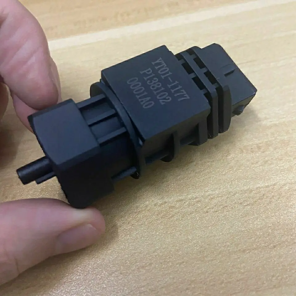 Адаптировано для датчика скорости Foton Tunland E3 E5, датчик одометра, полные автомобильные аксессуары Yutu
Адаптировано для датчика скорости Foton Tunland E3 E5, датчик одометра, полные автомобильные аксессуары Yutu