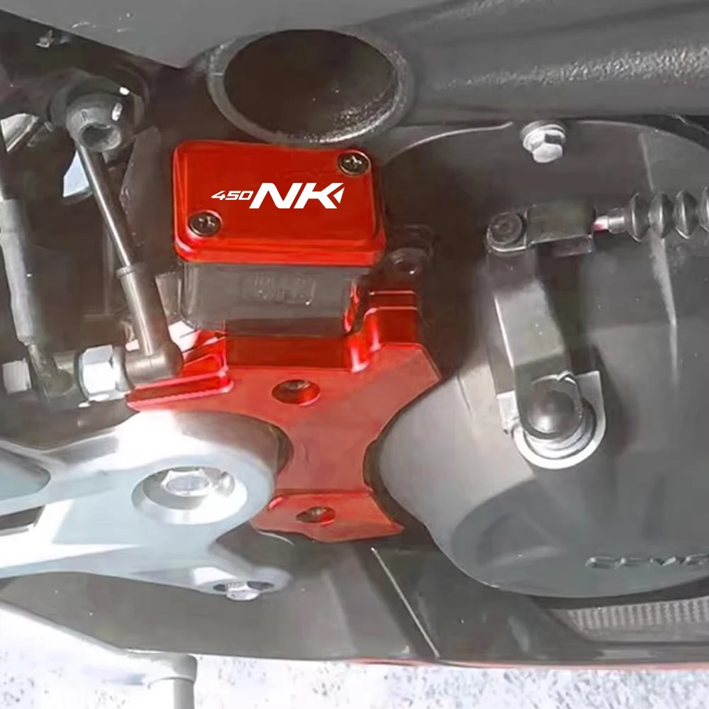 2024 2025FOR CFMOTO CF MOTO 450NK 450 SR NK 450 NK450 2023 450SR Rear Brake Clutch Fluid Reservoir Cover Cap Protection
2024 2025FOR CFMOTO CF MOTO 450NK 450 SR NK 450 NK450 2023 450SR Rear Brake Clutch Fluid Reservoir Cover Cap Protection