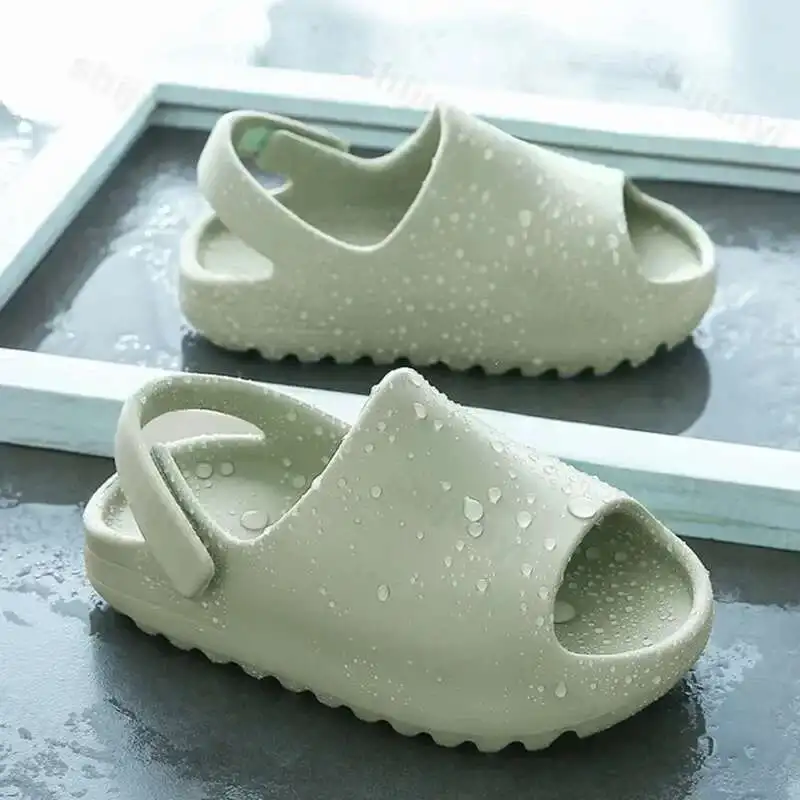 New Baby Toddler Kids Slip-On EVA Sandals Boys Girls Foam Slippers Beach Children Summer Slides Lightweight Water Slippers
New Baby Toddler Kids Slip-On EVA Sandals Boys Girls Foam Slippers Beach Children Summer Slides Lightweight Water Slippers