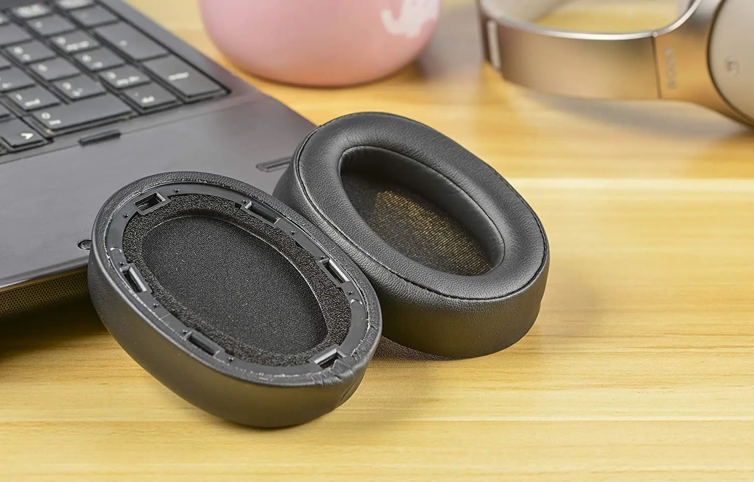 MDR 100ABN EarpadsReplacement for Sony WH-900N Noise Canceling Wireless Headphone Ear Cushions.
MDR 100ABN EarpadsReplacement for Sony WH-900N Noise Canceling Wireless Headphone Ear Cushions.