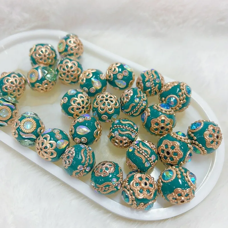 Fancy Beads HandMade Green Nepalese Beads Retro Loose Beads DIY Mobile Phone Chain Beaded Accessories Fancy Craft for Phones 
Fancy Beads HandMade Green Nepalese Beads Retro Loose Beads DIY Mobile Phone Chain Beaded Accessories Fancy Craft for Phones