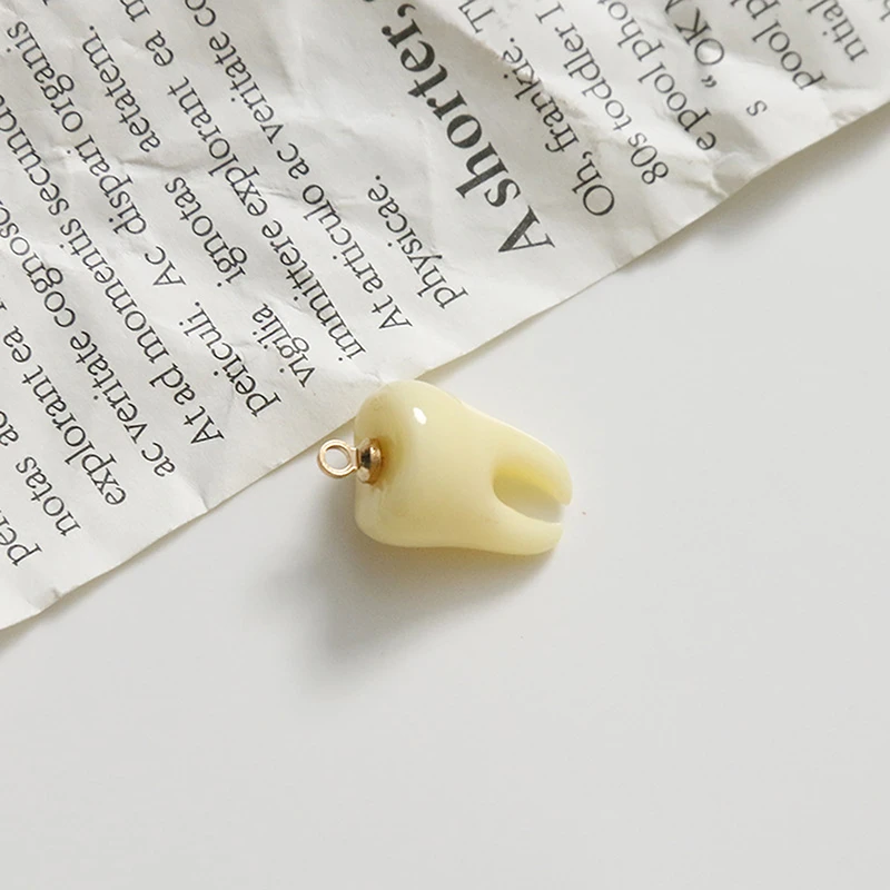 1PC Earrings Hair Clip Handmade Fun Simulation Three-Dimensional Teeth Baby Pendant DIY Resin Accessories
1PC Earrings Hair Clip Handmade Fun Simulation Three-Dimensional Teeth Baby Pendant DIY Resin Accessories