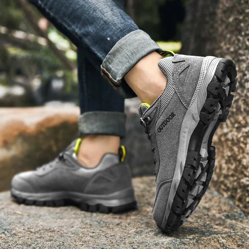 Men's Outdoor Professional Lace-up Wear-resistant Low-top Shoes Are Available in Flat Heels, Solid Colors and Multiple Colors
Men's Outdoor Professional Lace-up Wear-resistant Low-top Shoes Are Available in Flat Heels, Solid Colors and Multiple Colors