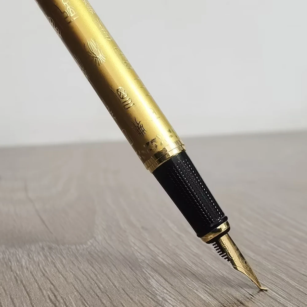 Elbow nib Fountain pen Chinese style retro writing pen Romance of the Three Kingdoms Pen Self-priming ink metal pen STATIONARY
Elbow nib Fountain pen Chinese style retro writing pen Romance of the Three Kingdoms Pen Self-priming ink metal pen STATIONARY