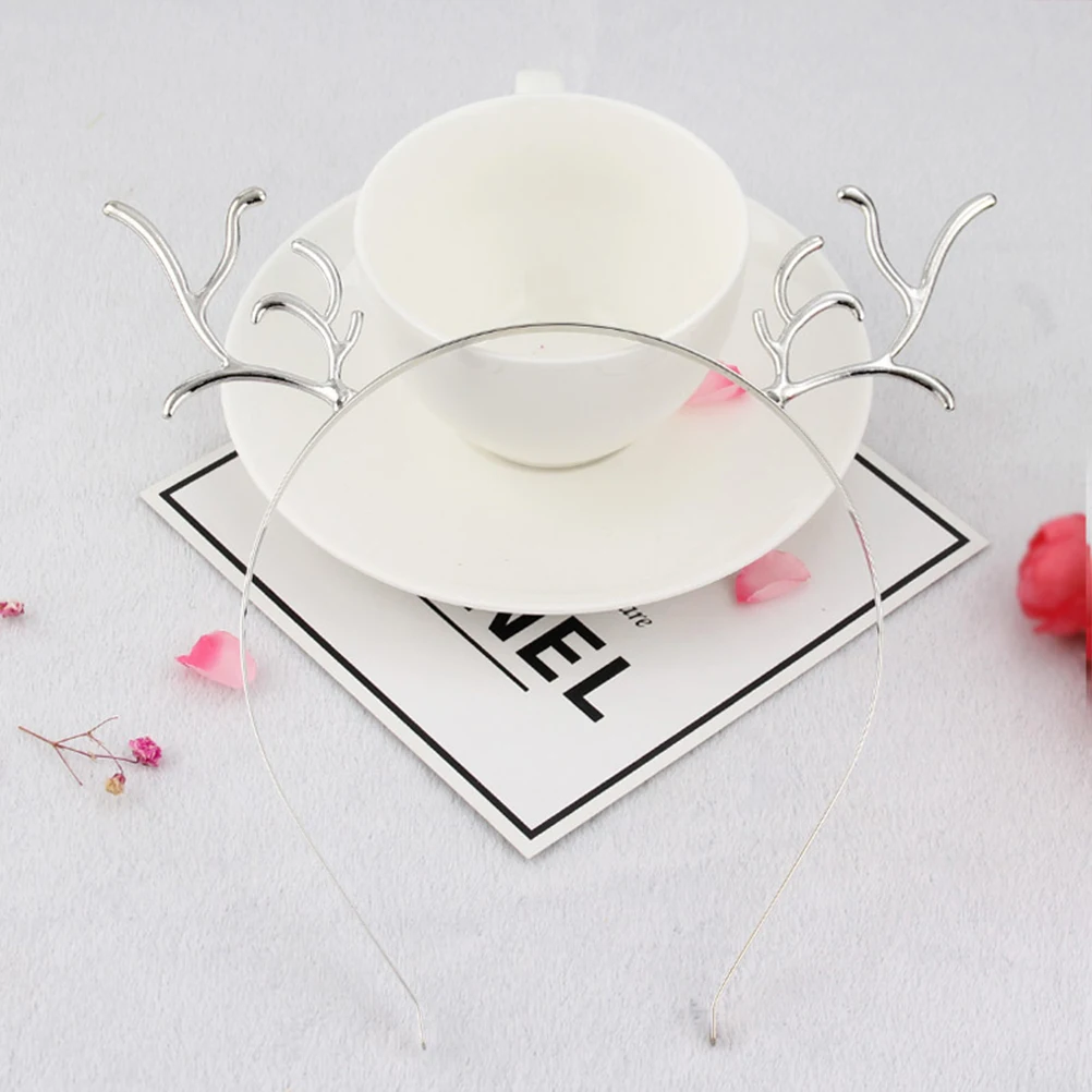 2Pcs Antlers Hair Hoops Christmas Party Supplies Accessories Lightweight Comfortable Cosplay Photo Props Unique Design
2Pcs Antlers Hair Hoops Christmas Party Supplies Accessories Lightweight Comfortable Cosplay Photo Props Unique Design
