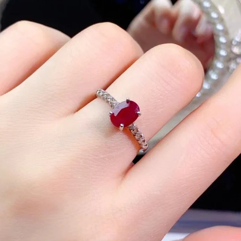 6mm*8mm 1ct Burmese Ruby Ring for Engagement Natural Ruby 925 Silver Ruby Wedding Ring with 3 Layers 18K Gold Plated
6mm*8mm 1ct Burmese Ruby Ring for Engagement Natural Ruby 925 Silver Ruby Wedding Ring with 3 Layers 18K Gold Plated