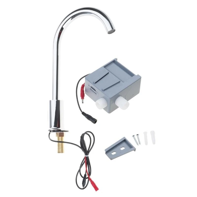 63HA прочный латунный кухонный кран с набором распылителя и дозатором мыла
63HA прочный латунный кухонный кран с набором распылителя и дозатором мыла