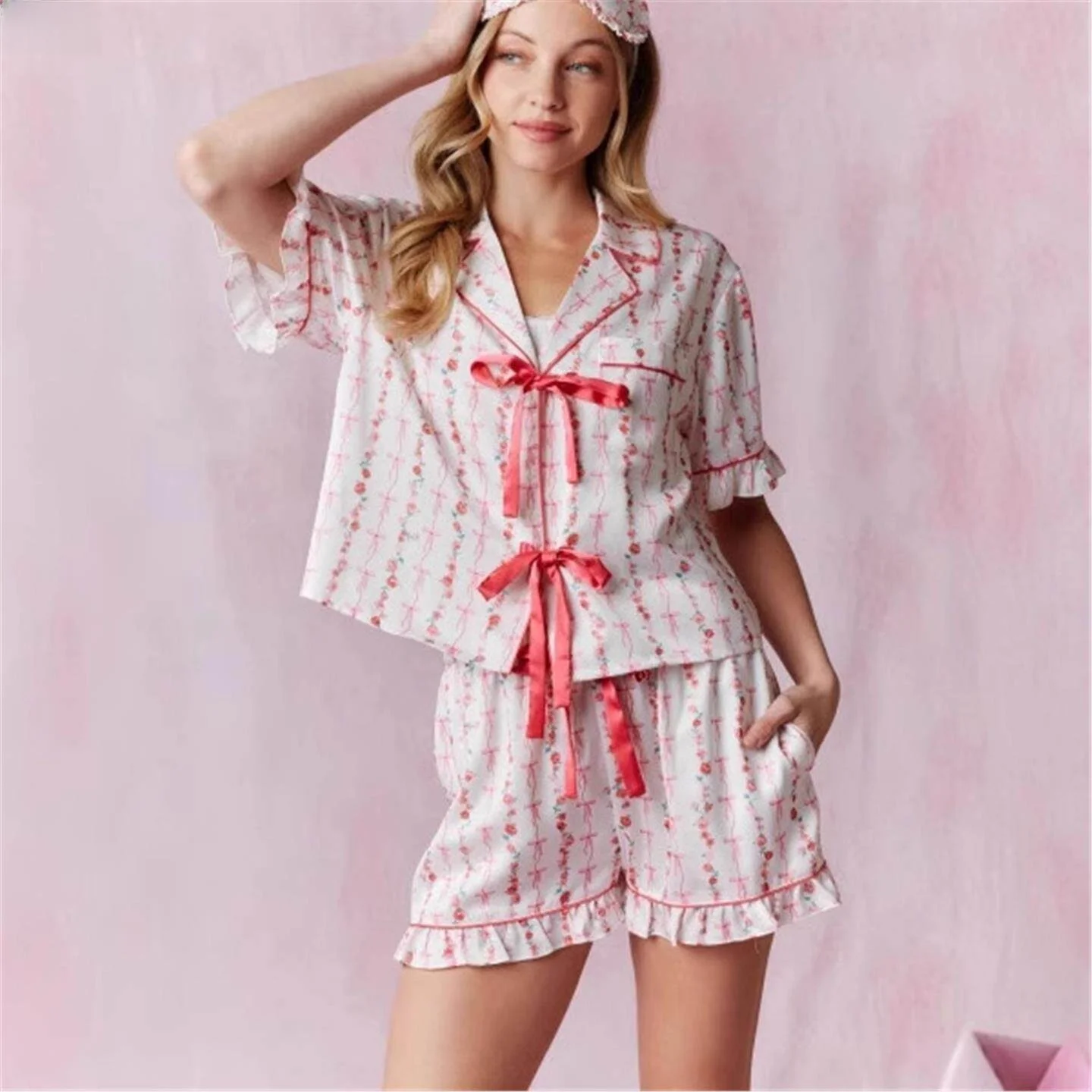 LinJ New Print Collar Knot Belted Sleepwear Set Women's Casual Homewear Set Spicy Girl Three-Piece Set European Style
LinJ New Print Collar Knot Belted Sleepwear Set Women's Casual Homewear Set Spicy Girl Three-Piece Set European Style
