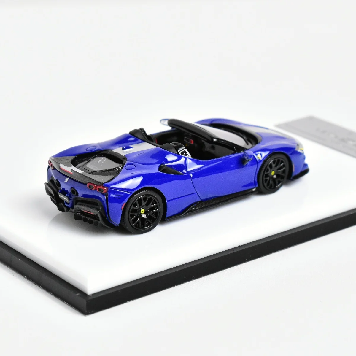 ScaleMini SM 1:64 Compact SF90 Spider Resin Display Diecast Model Car
ScaleMini SM 1:64 Compact SF90 Spider Resin Display Diecast Model Car