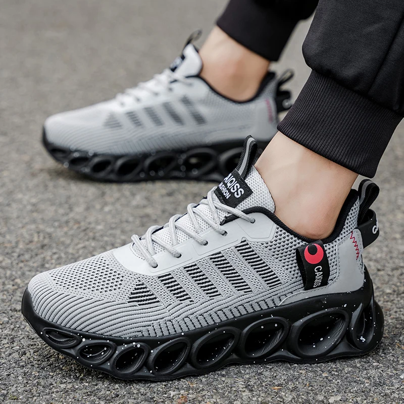 Лидер продаж, новая сверхлегкая удобная повседневная обувь для пар, унисекс, мужские и женские прогулочные кроссовки с носками, мягкие летние большие размеры 36-45
Лидер продаж, новая сверхлегкая удобная повседневная обувь для пар, унисекс, мужские и женские прогулочные кроссовки с носками, мягкие летние большие размеры 36-45