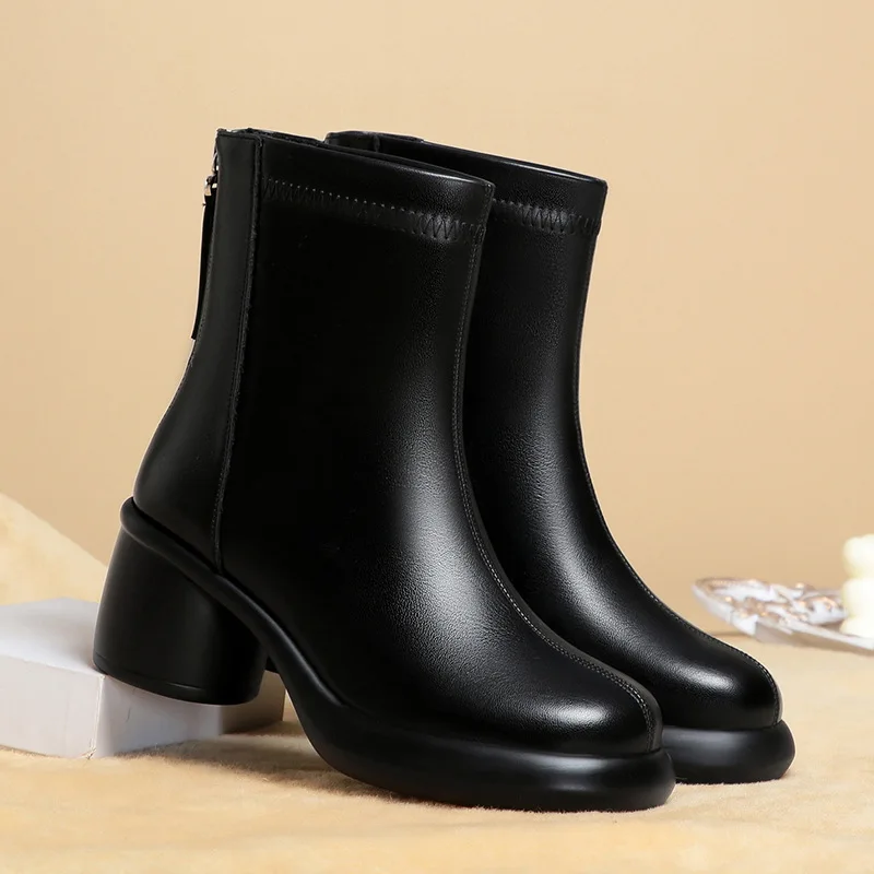 6.5cm Autumn Winter Comfortable Thick Block Heels Shoes Women Boots 2025 Platform Shoes Soft Leather Ankle Boots Office Mom Work
6.5cm Autumn Winter Comfortable Thick Block Heels Shoes Women Boots 2025 Platform Shoes Soft Leather Ankle Boots Office Mom Work