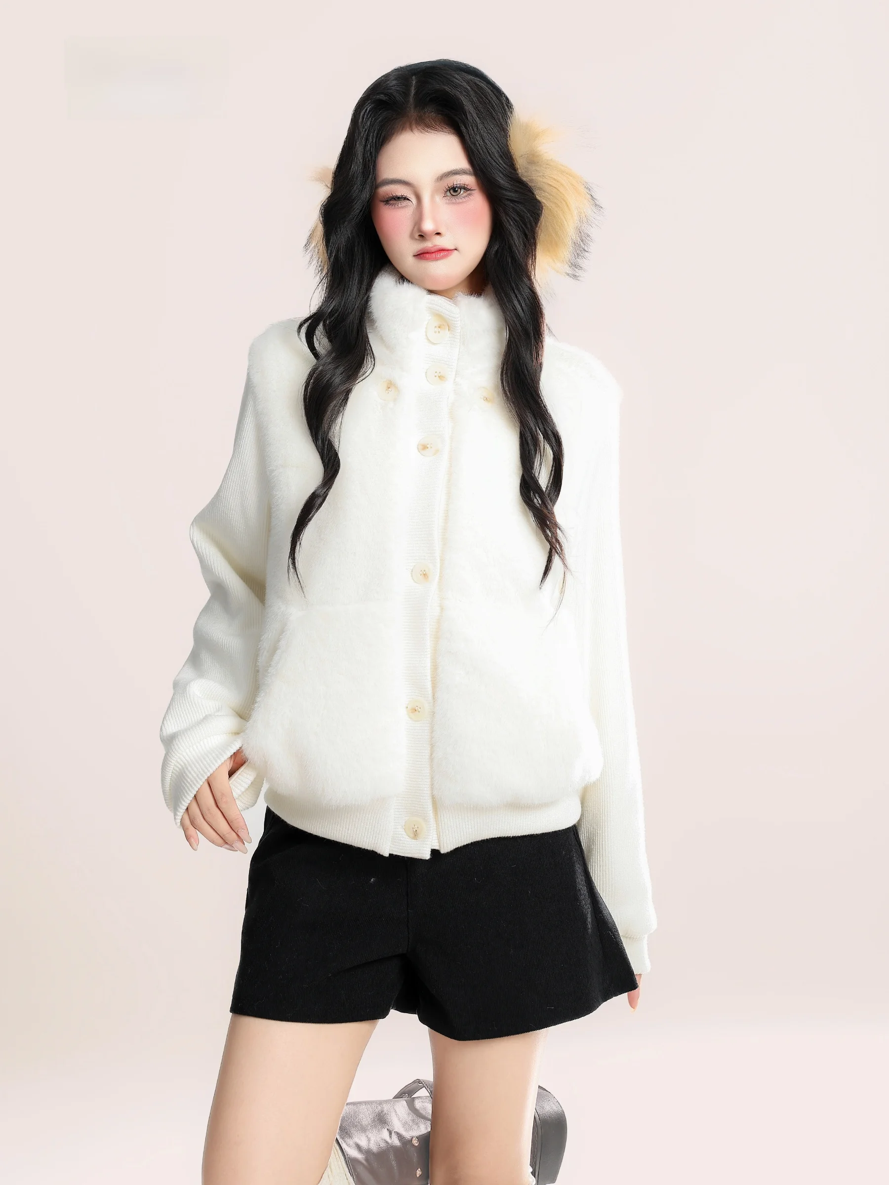 Женская утепленная куртка HM в корейском стиле с воротником-стойкой, из хлопка, с плюшевыми вставками, теплая, мягкая, однотонная, с длинными рукавами, для зимы
Женская утепленная куртка HM в корейском стиле с воротником-стойкой, из хлопка, с плюшевыми вставками, теплая, мягкая, однотонная, с длинными рукавами, для зимы