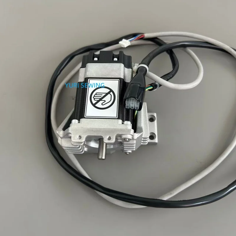 Pulse Main Motor for 7300 Flat Sewing Machine, Replacement Parts for Industrial Sewing Machines
Pulse Main Motor for 7300 Flat Sewing Machine, Replacement Parts for Industrial Sewing Machines