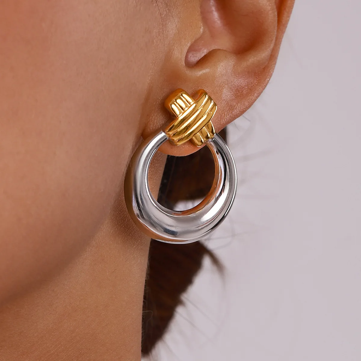 Stainless Steel PVD 18K Gold Plated Tarnish Waterproof Big Size Hoop Earrings For Woman Jewelry Wholesale Trendy
Stainless Steel PVD 18K Gold Plated Tarnish Waterproof Big Size Hoop Earrings For Woman Jewelry Wholesale Trendy