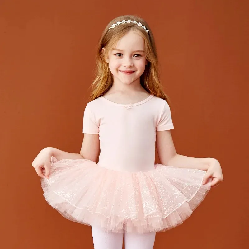 Ballet Dress for Girl Spring Autumn Long Sleeve Cross Tie Straps Tutu Leotards Dress Classical Dance Skate Party Dance Dress
Ballet Dress for Girl Spring Autumn Long Sleeve Cross Tie Straps Tutu Leotards Dress Classical Dance Skate Party Dance Dress