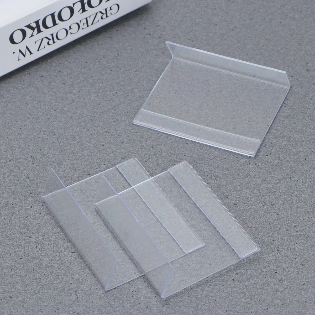 12Pcs Price Tag Label Holders Plastic Transparent Price Tags for Supermarket Shop Retail Store Use Easy Label Reading
12Pcs Price Tag Label Holders Plastic Transparent Price Tags for Supermarket Shop Retail Store Use Easy Label Reading