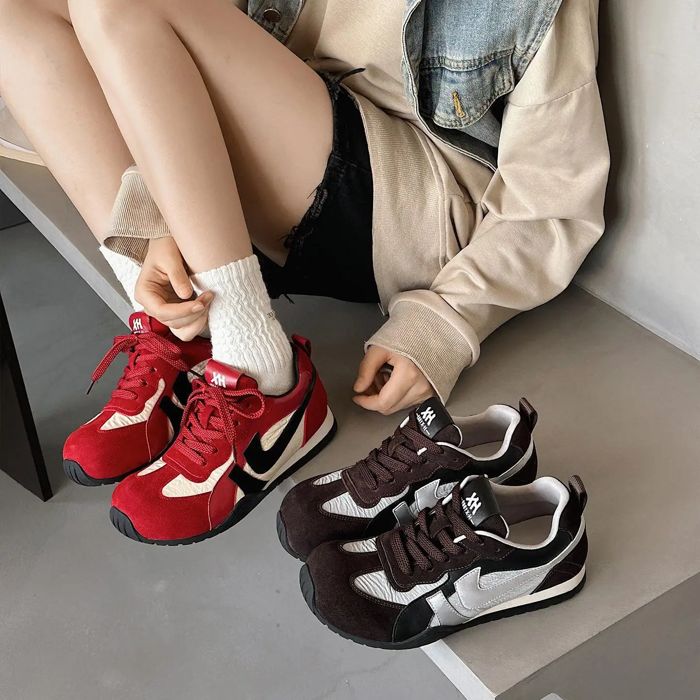 Retro Genuine Leather Dequn Shoes Women's Casual Versatile Agan Sports Shoes Trendy Flat Heel round Toe Spring Autumn Wear
Retro Genuine Leather Dequn Shoes Women's Casual Versatile Agan Sports Shoes Trendy Flat Heel round Toe Spring Autumn Wear